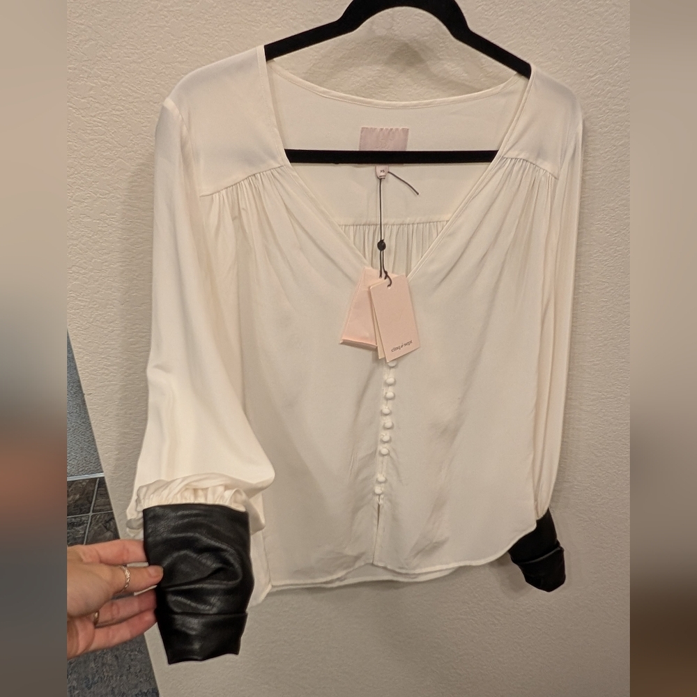 Cinq a Sept Cream Ruched 3/4 Sleeve Blouse